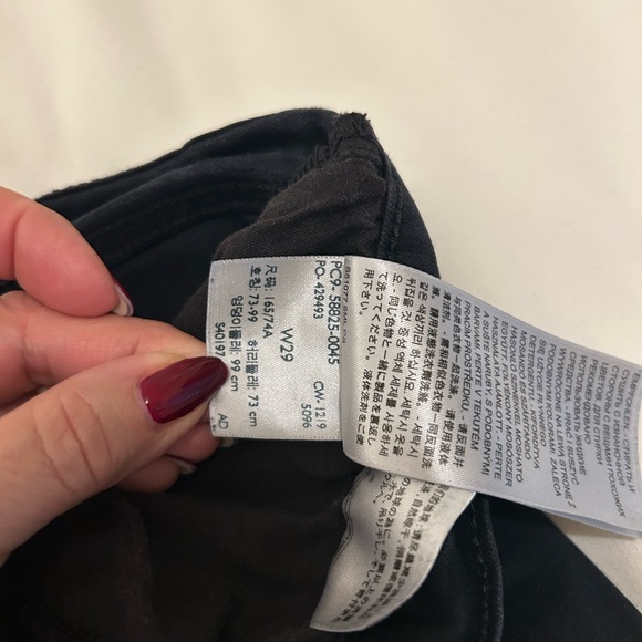 Levi’s black stretch 724 cropped raw edge size 29 - Picture 9 of 13